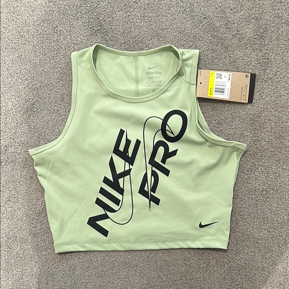 Nike Green Sleeveless Crop Tank Top